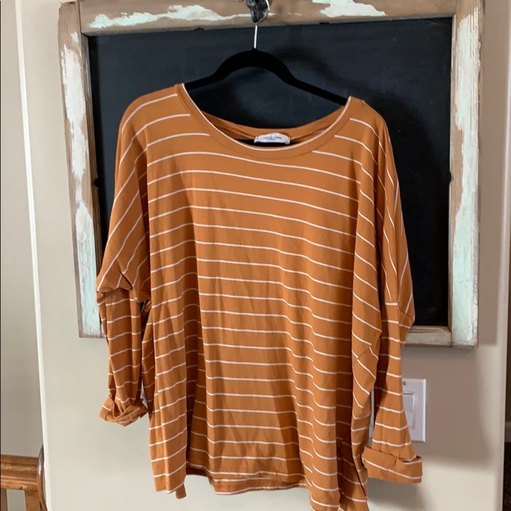 Carly Jean Los Angeles Evelyn long sleeve top